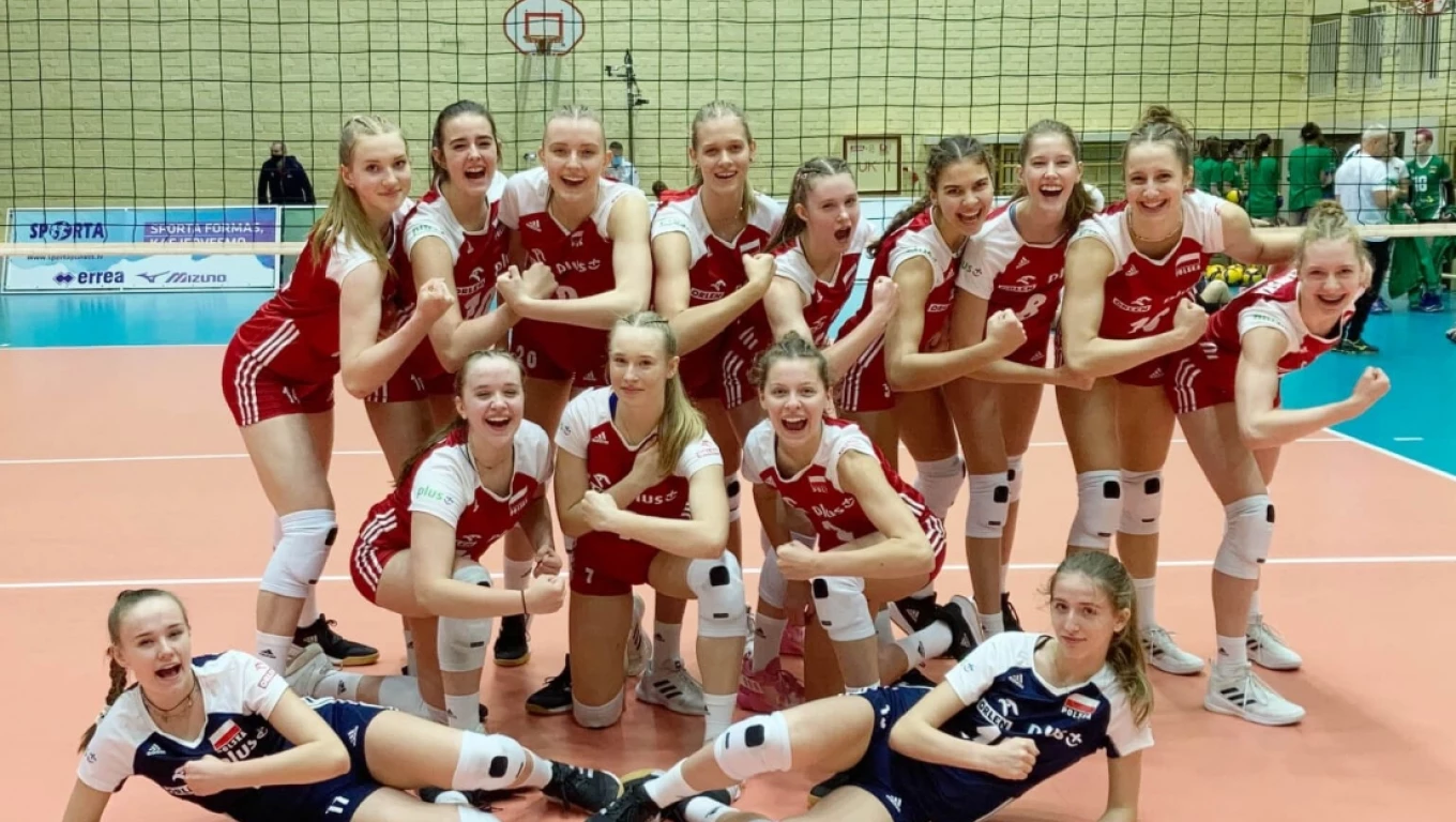 EEVZA: Gładkie zwycięstwa kadrowiczek
